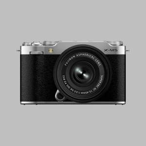 FUJIFILM X-M5 Tükörnéküli digitális fényképezőgép +  XC15-45mm F3.5-5.6 OIS PIZ - Ezüst