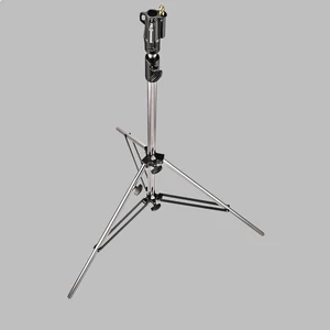 Manfrotto_008CSU_junior_kromozott_acel_lampa_allvany_slant