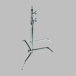 avenger-c-stand-33-csuszo-labbal