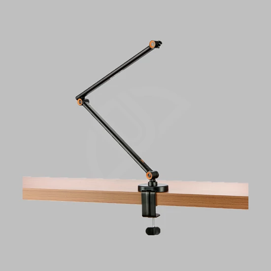 3 Legged Thing John Livestream & Studio Mikrofonkar