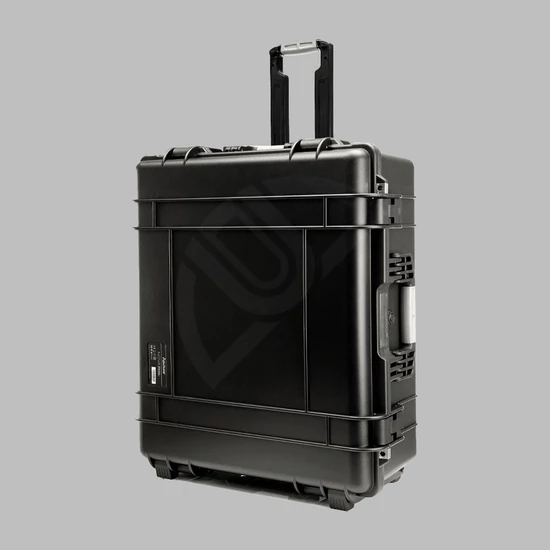 Aputure Nova P300C Hardshell rolling case előlnézet