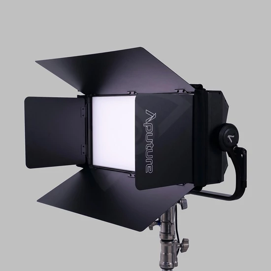 Aputure Nova P600c Barn door fényterelő