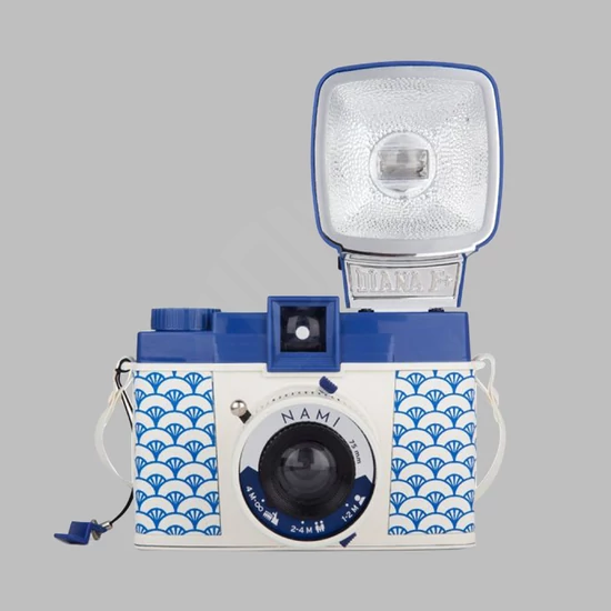 Lomography Diana F+ fényképezőgép + Vaku - Nami