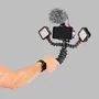 Kép 3/3 - JOBY GorillaPod Mobile Rig kézben tartva használat közben