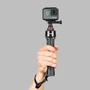 Kép 2/4 - JOBY GripTight PRO TelePod - GoProval kézben tartva