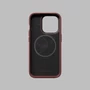 Kép 2/4 - MOMENT CASE FOR IPHONE 15 PRO - COMPATIBLE WITH MAGSAFE® - RED CLAY