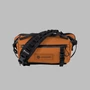 Kép 1/10 - WANDRD ROGUE Sling 6L Fotós Táska - Narancs színben