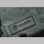 Kép 9/22 - WANDRD THE PRVKE 41L Photo Bundle Black V3 Fotós Hátizsák - Fekete színben
