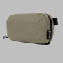 Kép 2/5 - WANDRD Tech Bag Small Yuma Tan kiegészítő táska - Bézs